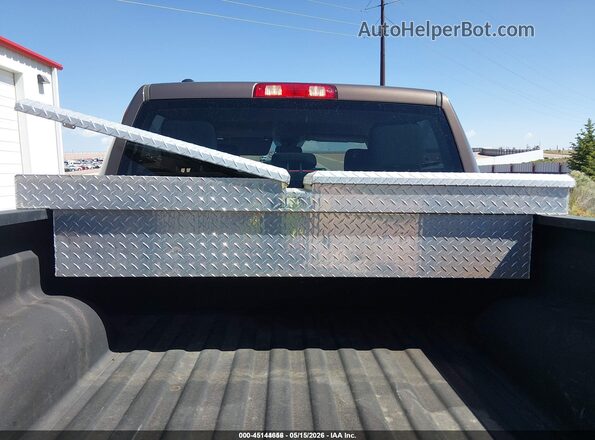 1C6RR7KG3JS318983 2018 RAM 1500 Brown 