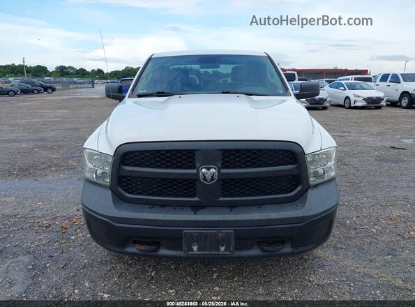 1C6RR7KG4JS294239 2018 RAM 1500 White ხელსაწყოთა პანელის ხედი