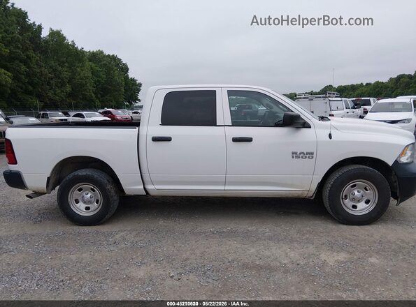1C6RR7KG4JS306678 2018 RAM 1500 White Rear interior view