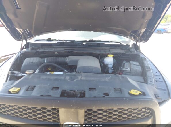 1C6RR7KG4JS306695 2018 RAM 1500 Dark Blue Հետևի տեսք
