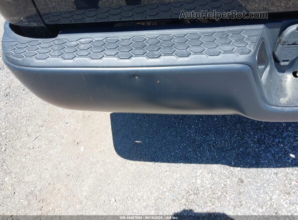 1C6RR7KG6HS826598 2017 RAM 1500 Gray ხელსაწყოთა პანელის ხედი