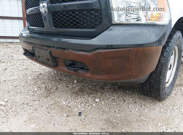 1C6RR7KG6JS306777 2018 RAM 1500 Белый 