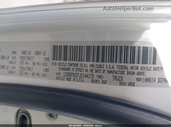1C6RR7KG7JS144173 2018 RAM 1500 White 