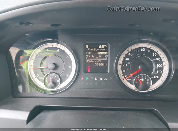1C6RR7KG7JS291528 2018 RAM 1500 White უკანა სავარძლების ხედი