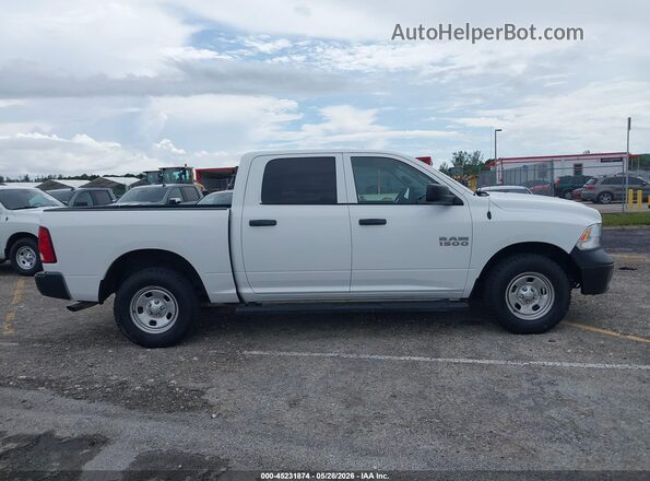 1C6RR7KG7JS291528 2018 RAM 1500 White უკანა სალონის ხედი