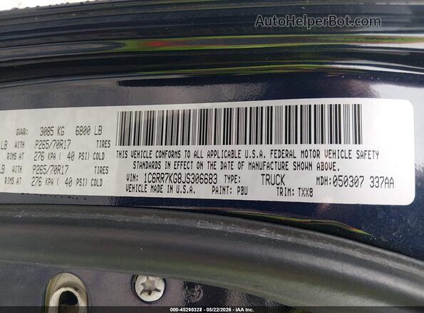 1C6RR7KG8JS306683 2018 RAM 1500 Blue Շարժիչի բաժամունքի տեսք