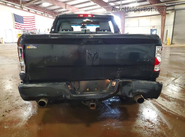 1C6RR7KT9JS331346 2018 RAM 1500 Black Հետևի տեսք