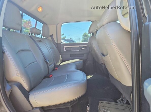 1C6RR7LG2HS518326 2017 RAM 1500 Black 