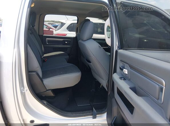 1C6RR7LG2KS595897 2019 RAM 1500 CLASSIC Silver VIN sticker view