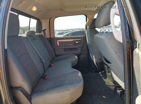 1C6RR7LG3JS215920 2018 RAM 1500 Black Vista de los asientos traseros