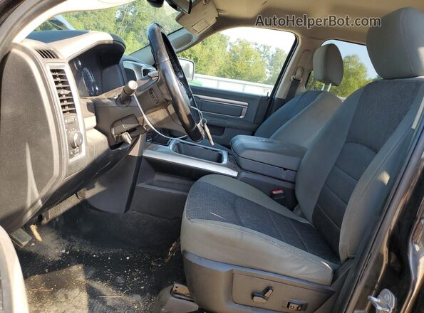 1C6RR7LG3JS215920 2018 RAM 1500 Black Vista interior delantera