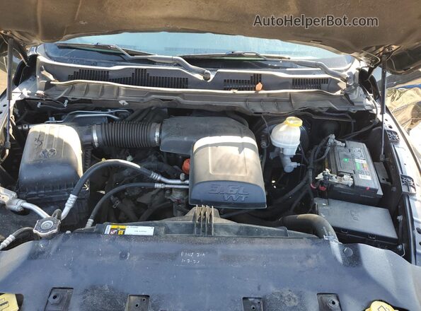 1C6RR7LG3JS215920 2018 RAM 1500 Black Vista interior trasera