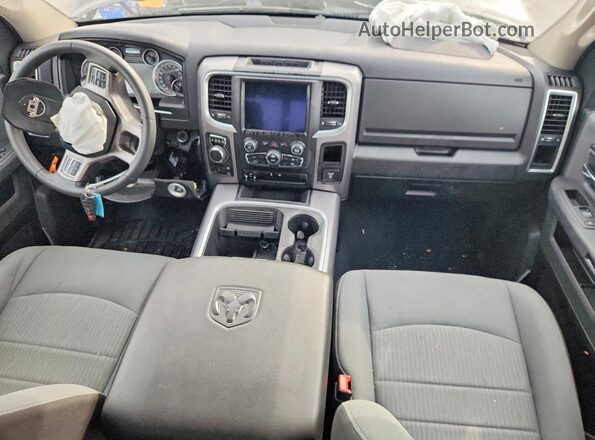 1C6RR7LG3PS580719 2023 RAM 1500 Gray Widok deski rozdzielczej
