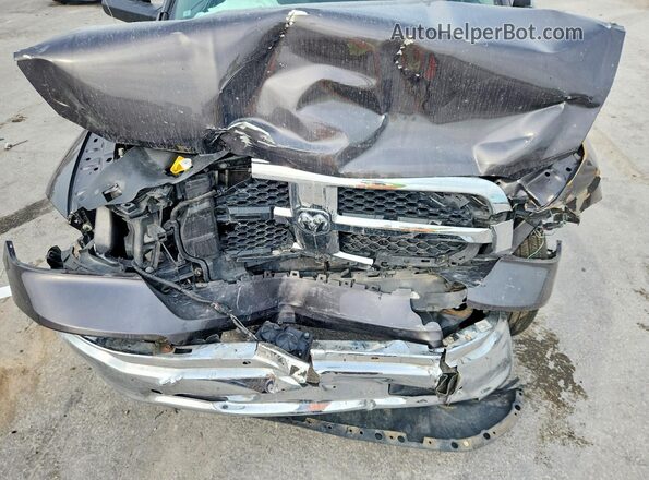 1C6RR7LG3PS580719 2023 RAM 1500 Gray Widok wnętrza z tyłu