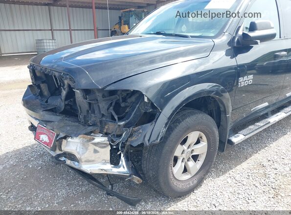 1C6RR7LG4JS141052 2018 RAM 1500 Black Widok z przodu