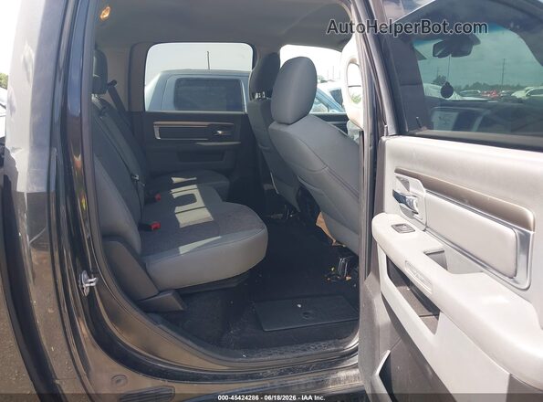 1C6RR7LG4JS141052 2018 RAM 1500 Black Widok naklejki z numerem VIN