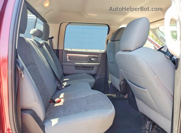 1C6RR7LG5GS364015 2016 RAM 1500 Maroon Vista de los asientos traseros
