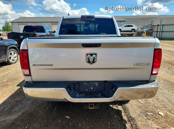1C6RR7LGXGS408025 2016 RAM 1500 Silver Вид ззаду