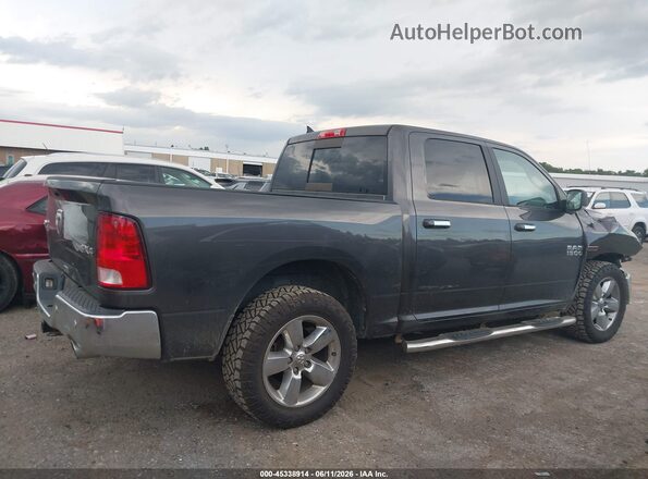 1C6RR7LM3HS875116 2017 RAM 1500 Silver Vista interior trasera