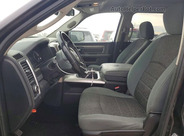 1C6RR7LM9GS123256 2016 RAM 1500 Black Widok wnętrza z przodu