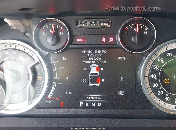 1C6RR7LT0JS217587 2018 RAM 1500 Серебряный 