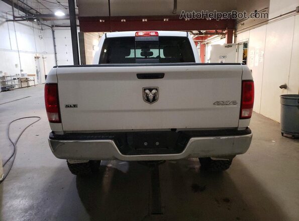 1C6RR7LT5JS223708 2018 RAM 1500 White Հետևի տեսք