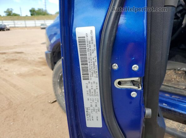 1C6RR7LT6KS688449 2019 RAM 1500 Blue Widok komory silnika