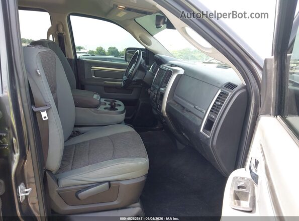 1C6RR7LT8HS597644 2017 RAM 1500 Gray Սալոնի դիմացի տեսք