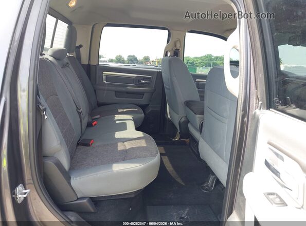 1C6RR7LT8HS597644 2017 RAM 1500 Gray VIN կոդի պիտակի տեսք