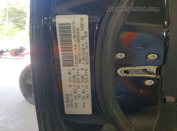 1C6RR7LT9LS141046 2020 RAM 1500 Black Engine compartment view