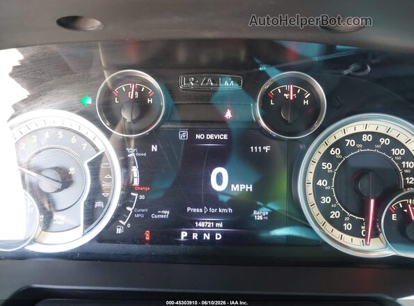 1C6RR7LTXGS193825 2016 RAM 1500 Black Vista de los asientos traseros