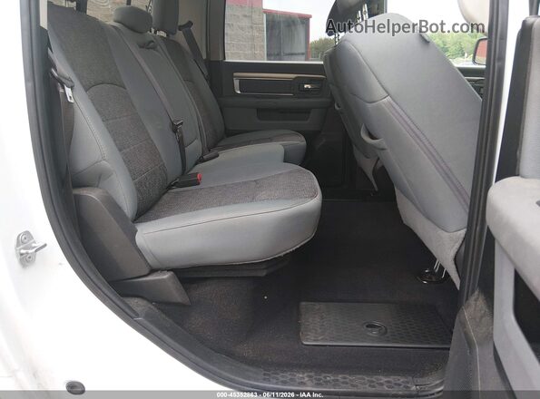 1C6RR7LTXKS535654 2019 RAM 1500 CLASSIC White Vista de la etiqueta del VIN