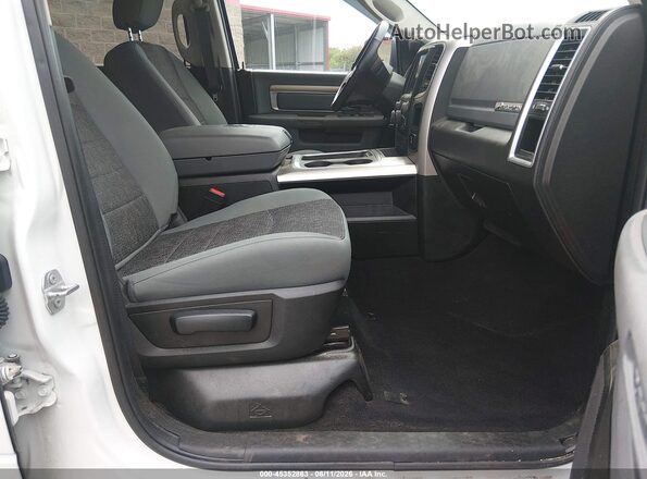 1C6RR7LTXKS535654 2019 RAM 1500 CLASSIC White Vista interior delantera