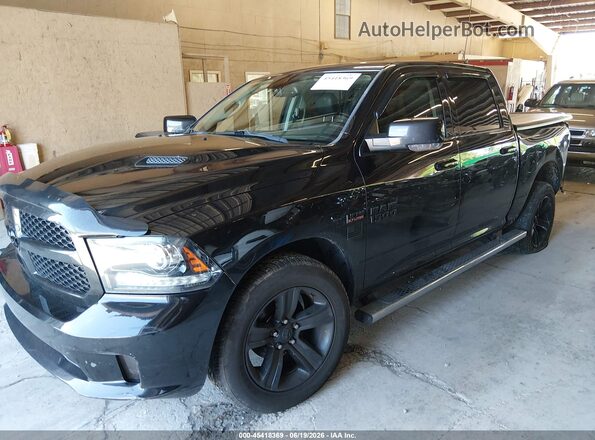 1C6RR7MT0HS686736 2017 RAM 1500 Черный Передняя левая четверть