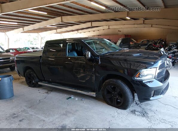 1C6RR7MT0HS686736 2017 RAM 1500 Черный Вид задней части салона
