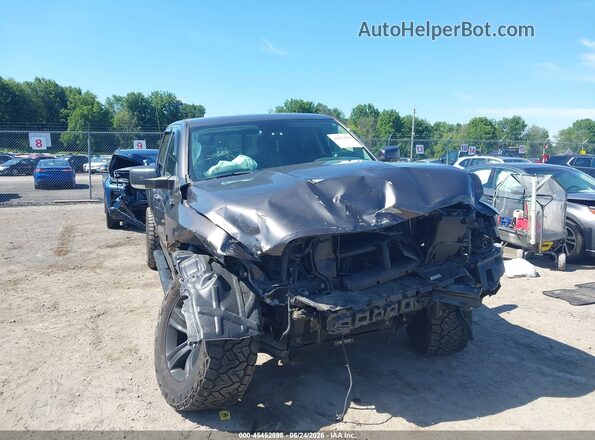 1C6RR7MT2JS208761 2018 RAM 1500 Серый Вид спереди