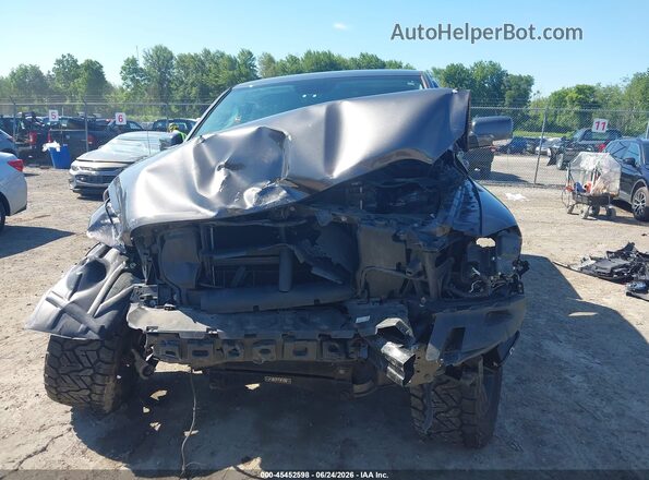 1C6RR7MT2JS208761 2018 RAM 1500 Серый Вид задней части салона