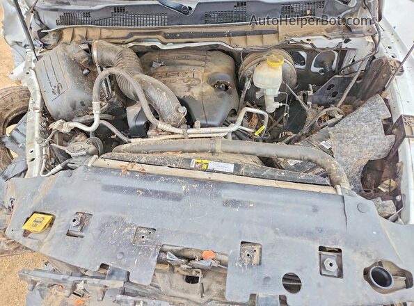 1C6RR7MT7HS796165 2017 RAM 1500 White 