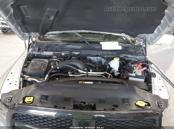 1C6RR7MTXJS241202 2018 RAM 1500 Gray Rear view