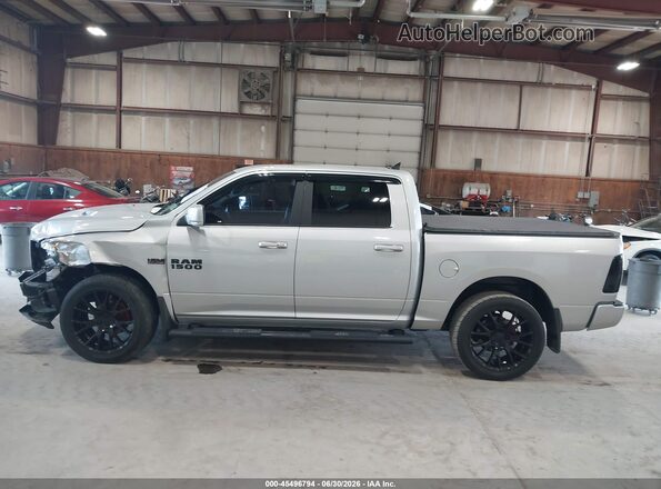 1C6RR7MTXJS241202 2018 RAM 1500 Gray 360 interior view