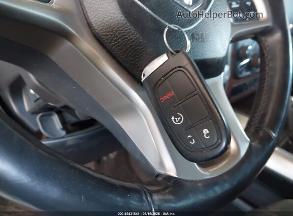 1C6RR7NM3JS338619 2018 RAM 1500 Gray Առջևի վահանակի տեսք