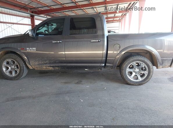 1C6RR7NM3JS338619 2018 RAM 1500 Gray Սալոնի 360 աստիճան տեսք