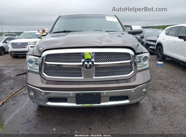 1C6RR7NM3JS353900 2018 RAM 1500 Brown Սարքավորումների վահանակի տեսք