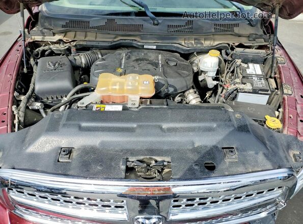 1C6RR7NM4JS355266 2018 RAM 1500 Burgundy Vista interior trasera