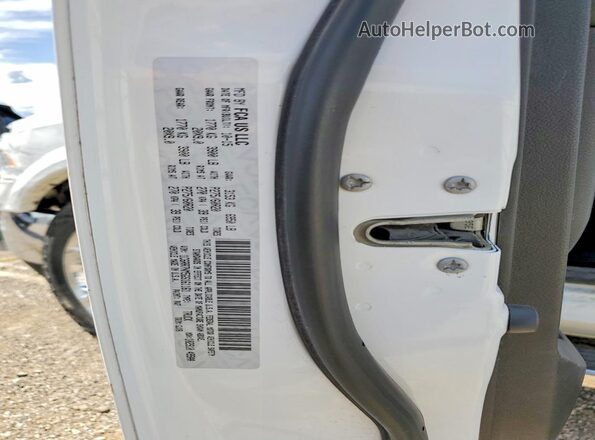 1C6RR7NM5GS161161 2016 RAM 1500 Белый Вид подкапотного пространства