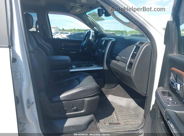 1C6RR7NM5JS238568 2018 RAM 1500 Белый 