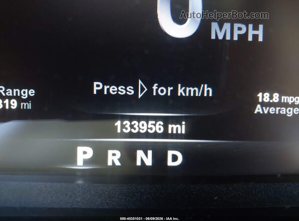 1C6RR7NM5JS352392 2018 RAM 1500 Black 