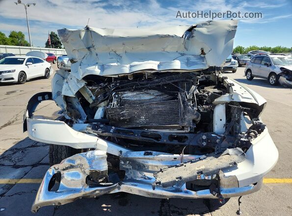 1C6RR7NM7JS255789 2018 RAM 1500 Cream Դիմացի տեսք