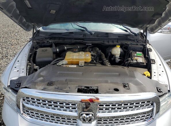1C6RR7NM8GS185843 2016 RAM 1500 Silver Vista interior trasera