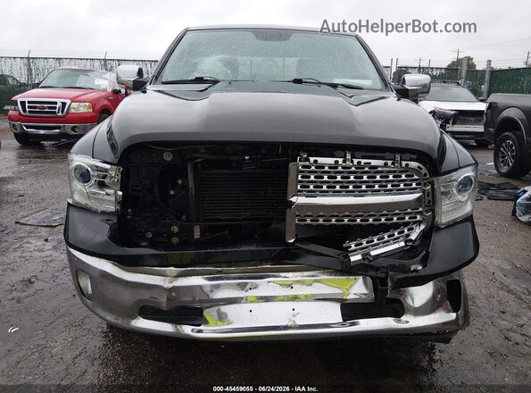 1C6RR7NMXJS237951 2018 RAM 1500 Black Rear interior view